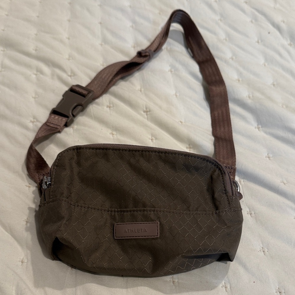 Athleta Olive Green Crossbody Bag (19)